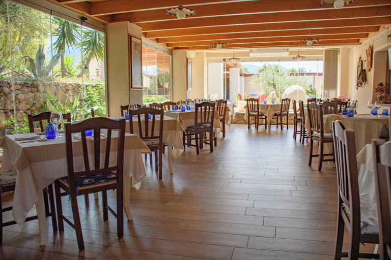 Food & Drinks 5, Hotel Barbagia, Nuoro