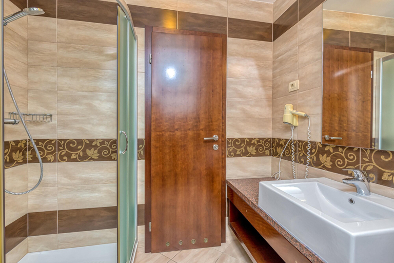 Bathroom 3, Pool Villa Silva Marija, Brežice