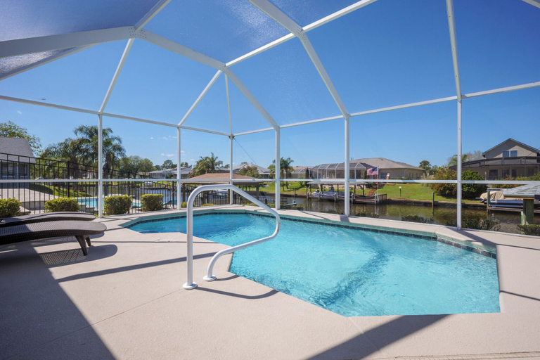 Sport & Beauty, Smooth Sailing by Distinctive Beach Rentals, Flagler