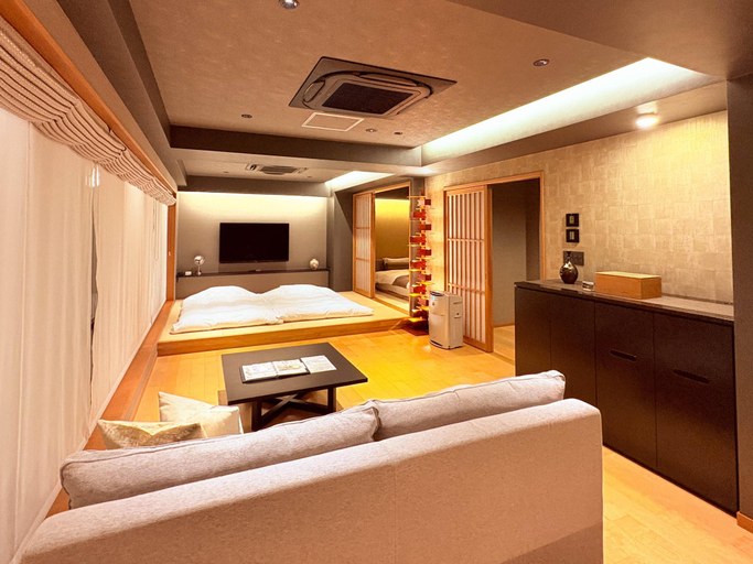 Bedroom 3, WAQOO Naritasanmonzen, Narita