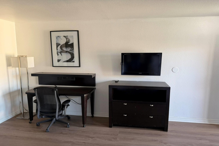 Others 5, Travelodge by Wyndham Hemet CA, Riverside