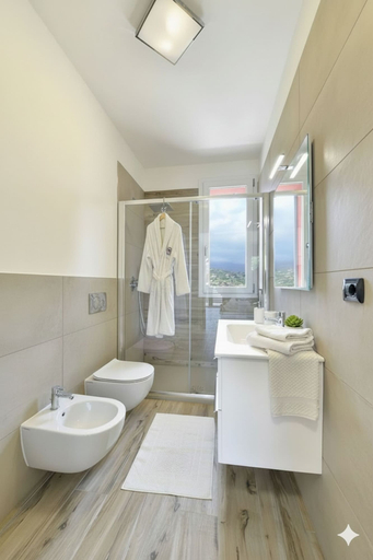 Bathroom 4, Residenza Cantalupo, Imperia