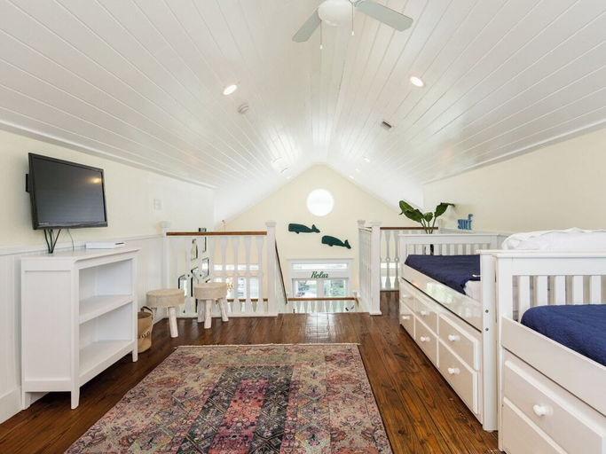 Others 5, Once Upon a Tide by Ryson Vacation Rentals, Galveston