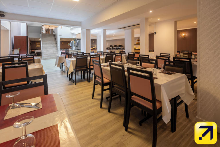 Food & Drinks 5, Hôtel Croix des Bretons Lourdes Pyrénées, Hautes-Pyrénées
