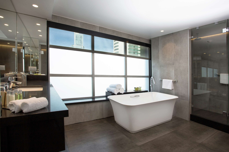 Bathroom 5, DoubleTree by Hilton Hotel Santiago - Vitacura, Santiago