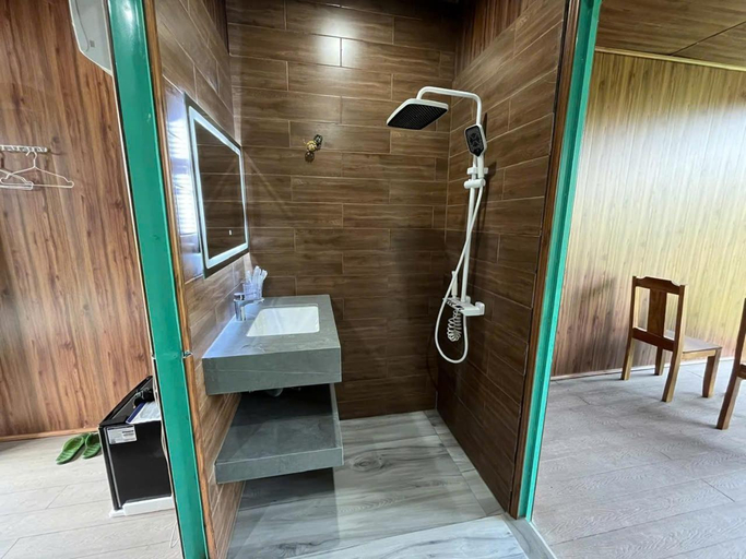 Bathroom 1, Quang Minh Riverview Resort, Tân Phú