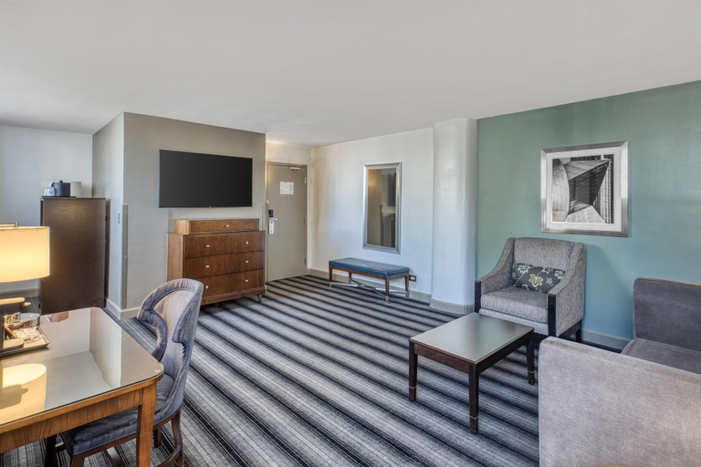 Bedroom 3, Best Western River North Hotel, Cook