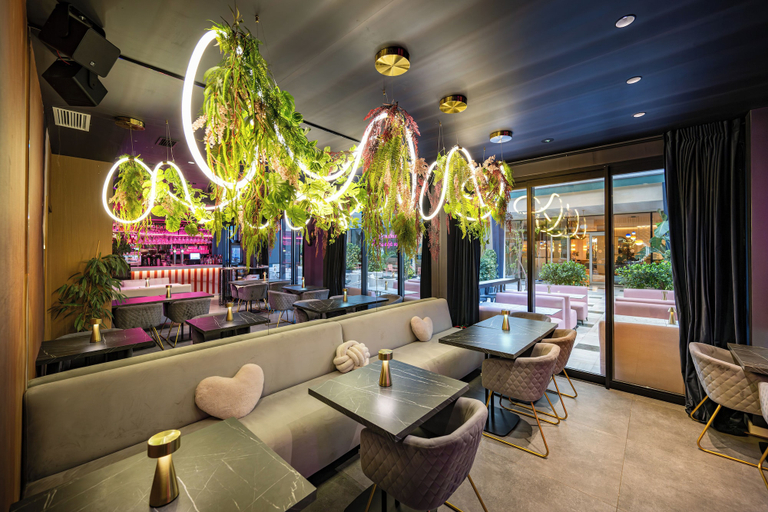Food & Drinks 5, Mara Boutique Apartments, Alicante