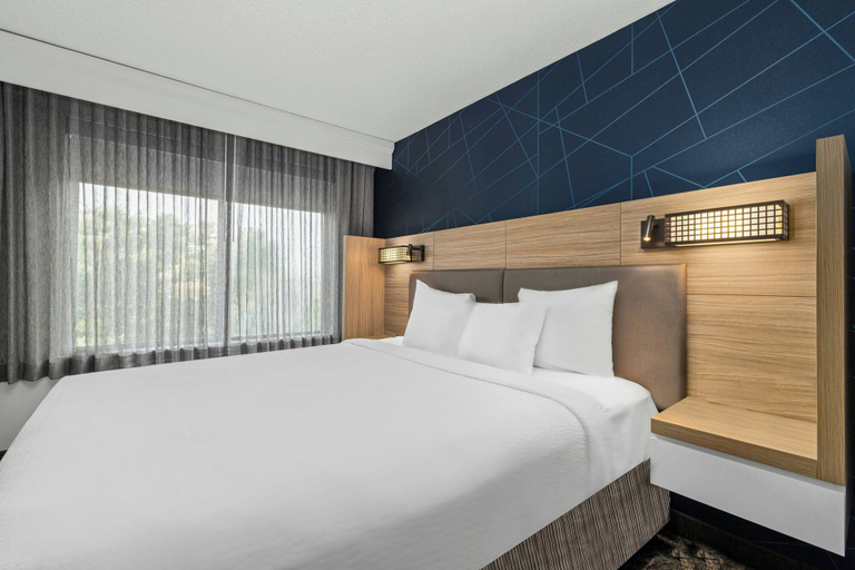Bedroom 3, Springhill Suites Minneapolis St Louis Park by Marriott, Hennepin