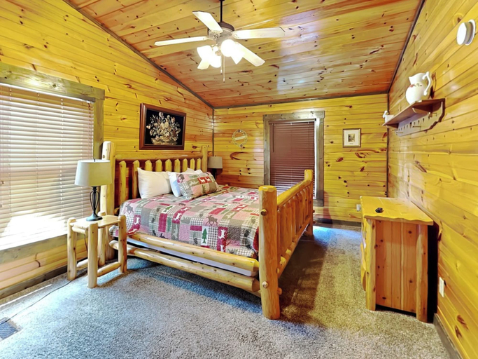 Bedroom 2, Celebration Lodge by Jackson Mountain Rentals, Sevier