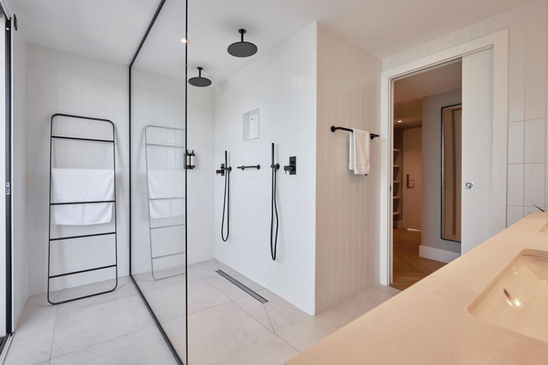 Bathroom 4, Van der Valk Hotel Bloom Saint Aygulf, Var