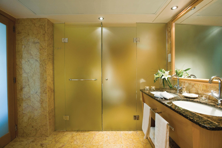 Bathroom 5, Constantinou Bros Asimina Suites Hotel