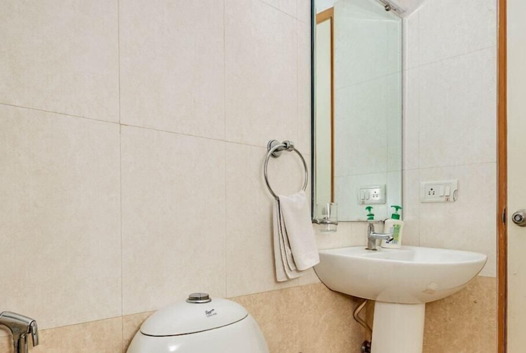 Bathroom 4, Tea pavilion, Bangalore