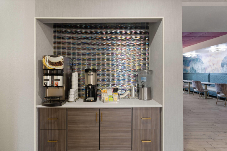 Food & Drinks 5, La Quinta Inn & Suites by Wyndham Tucumcari, Quay