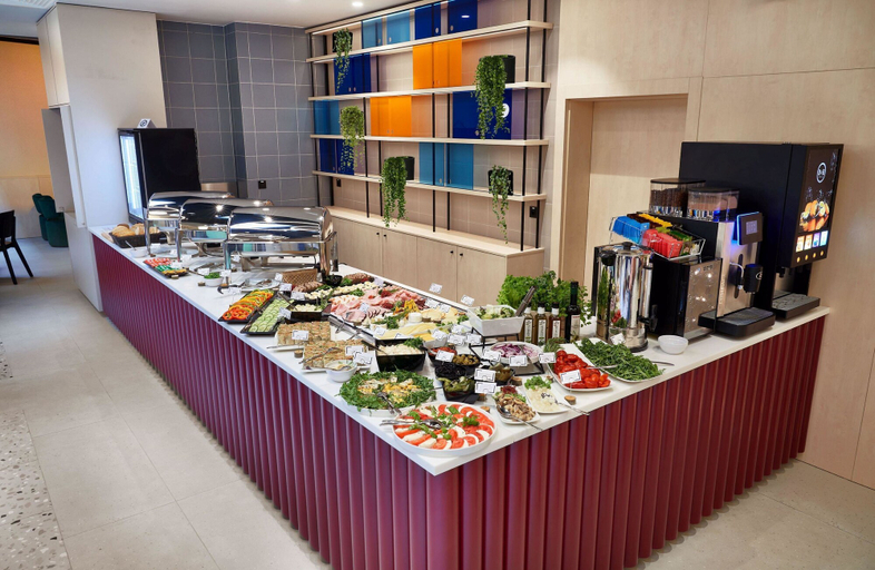 Food & Drinks 5, B&B Hotel Poznań Old Town, Poznań City