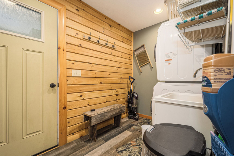 Bathroom 3, Log Me Inn by Taylor Made Deep Creek, Garrett