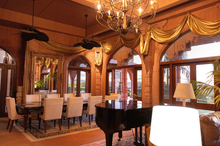 Food & Drinks 5, Jodhai Bai Retreat, Tweed Heads