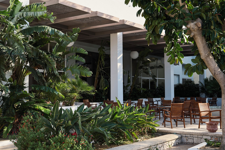 Exterior & Views 2, Esperides Beach Resort, South Aegean