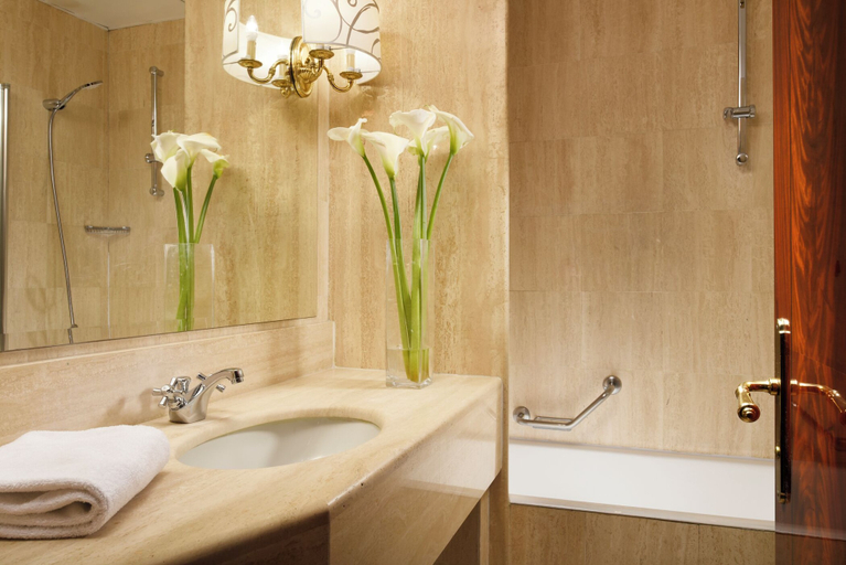 Bathroom 4, UNA Hotels Scandinavia Milano, Milano