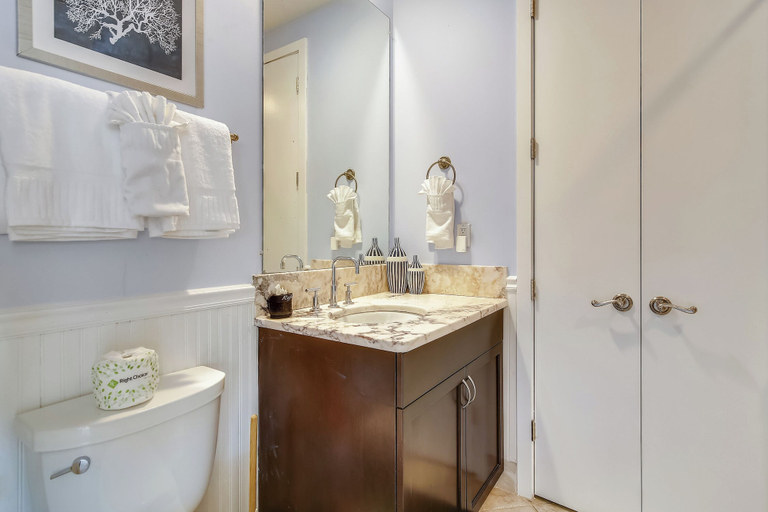 Bathroom 4, Blue Haven by Ryson Vacation Rentals, Galveston