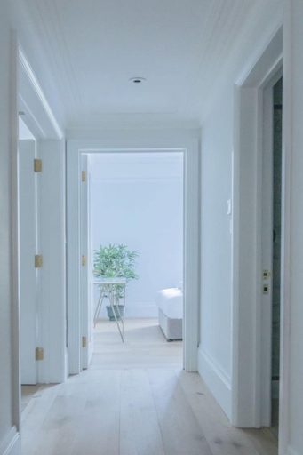 Others 4, Royal Kensington - Premium 3 bed, London