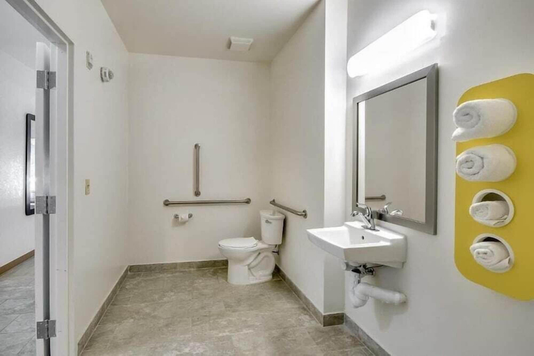 Bathroom 4, Motel 6 Allentown, PA, Lehigh