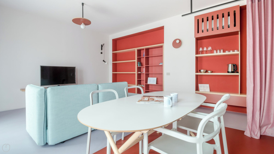Others 4, Italianway - Bassini 31, Milano