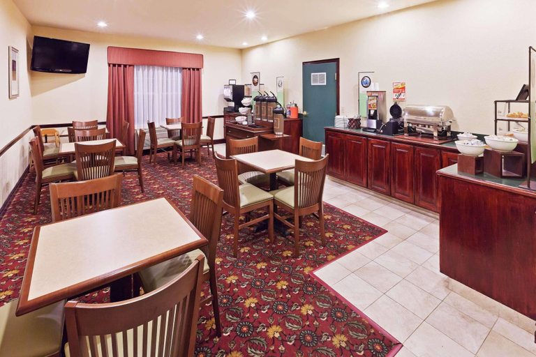 Food & Drinks 4, Country Inn & Suites by Radisson, Tulsa, OK, Tulsa