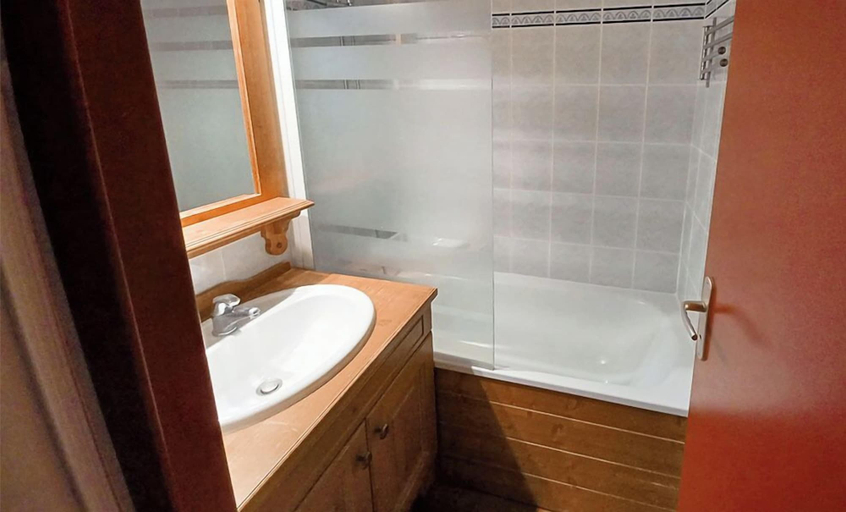 Bathroom 4, Vacancéole - Les Chalets de la Ramoure, Savoie