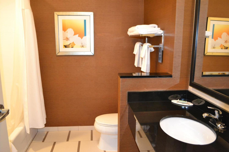 Bathroom 4, Wavecrest Lodge, Okaloosa