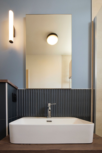 Bathroom 5, The Originals Hôtel La Marébaudière, Morbihan