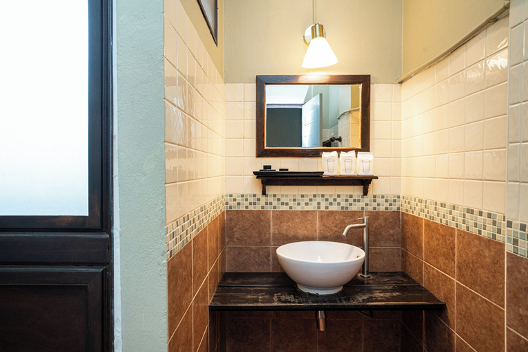 Bathroom 4, The Palm Hotel, Phuttha Mon Thon