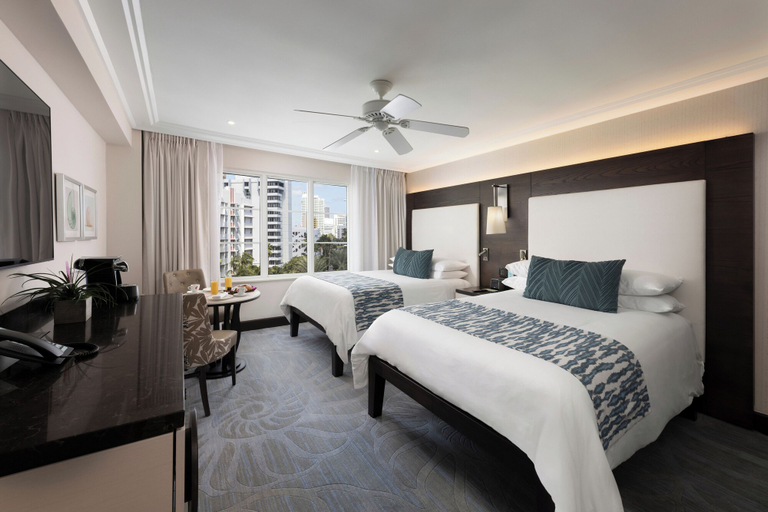 Bedroom 4, The Palms Hotel & Spa, Miami-Dade