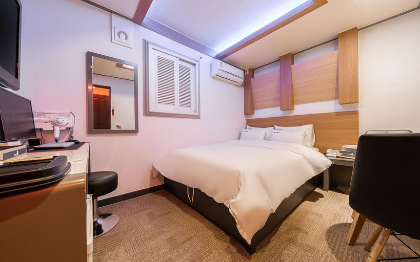 Bedroom 3, Bucheon (Wonjong-dong) A Hotel, Gangseo
