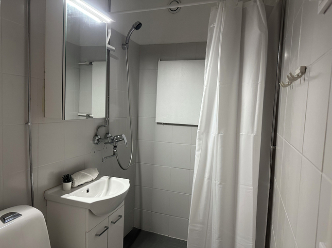 Bathroom 2, Santa's City Apartments, Lapland