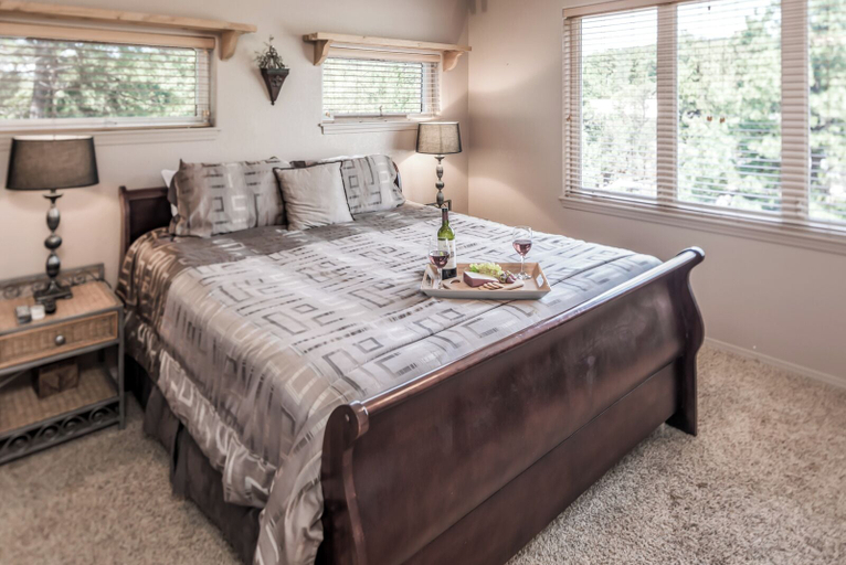 Bedroom, El Tigre by Ruidoso Vacation Rentals, Lincoln
