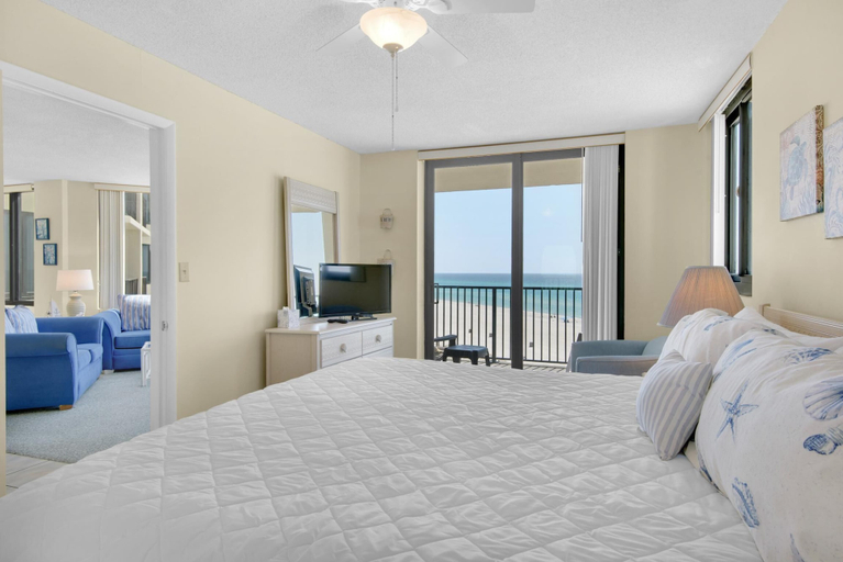 Bedroom 3, Sunbird 508e, Bay