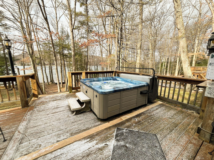 Sport & Beauty, Special Memories by Taylor Made Deep Creek, Garrett