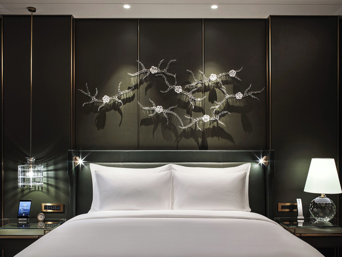 Bedroom 4, J Hotel, Shanghai Tower, Shanghai