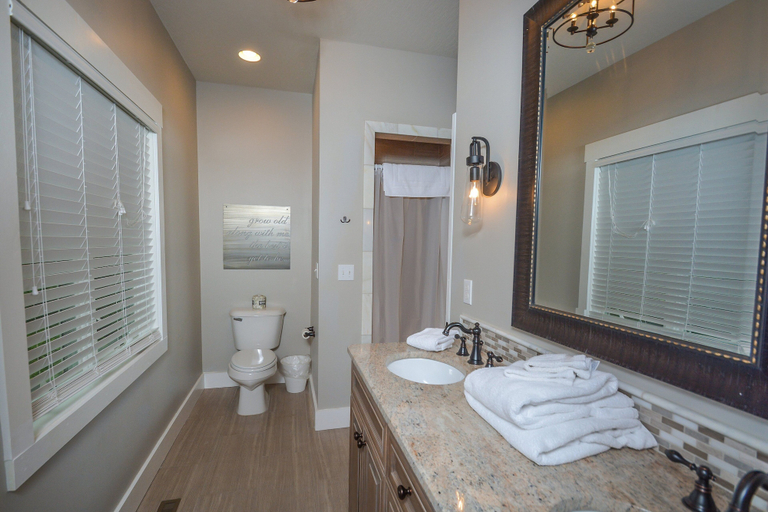 Bathroom 4, Casa Bella by Taylor Made Deep Creek, Garrett