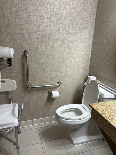 Bathroom 4, Days Hotel by Wyndham University Ave SE, Hennepin