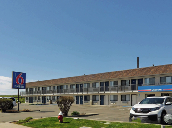 Exterior & Views 2, Motel 6 Ontario, Or, Malheur