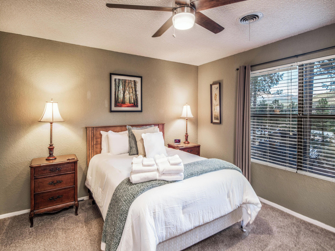 Bedroom 2, Groovy View by Ruidoso Vacation Rentals, Lincoln