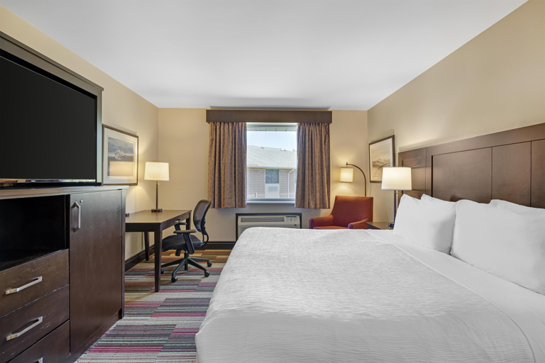 Bedroom 4, Best Western Plus Stoneridge Inn & Conference Centre, Middlesex