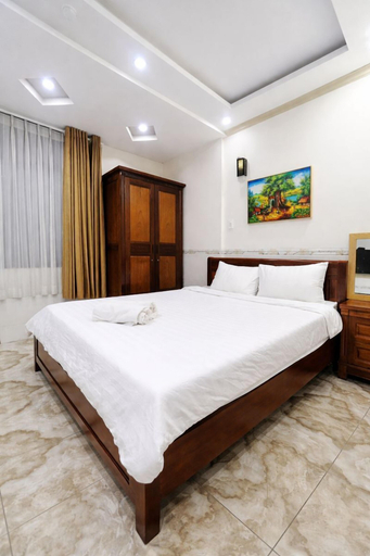 Bedroom 4, Huyen House, District 1