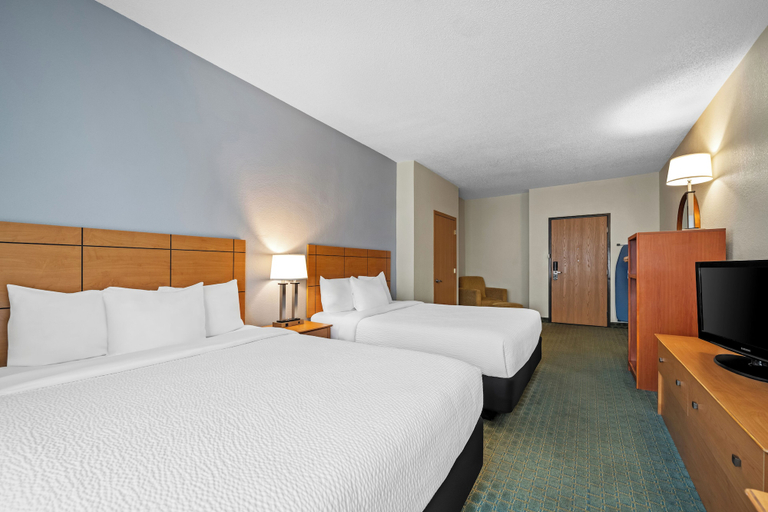 Bedroom 3, Quality Inn Dubuque on Hwy 20, Dubuque