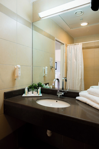 Bathroom 5, Ruth Daniel Residence