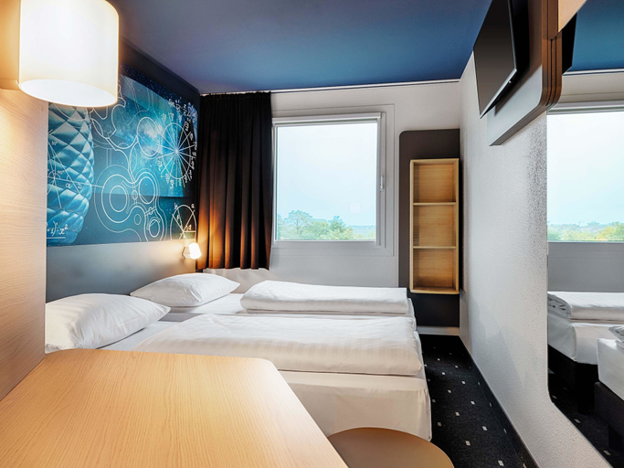 Bedroom 3, B&B Hotel München-Garching, München
