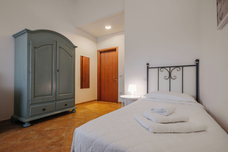 Bedroom 3, La Smeraldina Resort, Olbia-Tempio