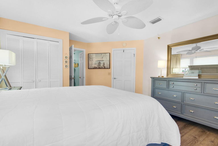 Bedroom 1, St Thomas Square Villa 1211c Beach Bumz, Bay